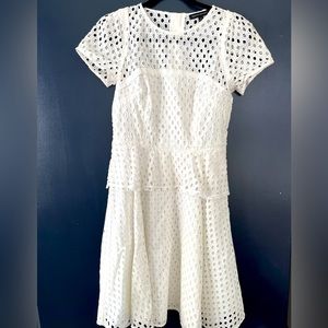 White Dress | Size 4 | Banana Republic | Like New